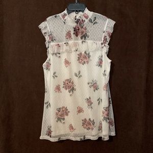 No Boundaries lace lined flower print sleeveless top. Juniors size M 7/9
